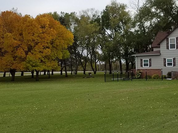 Outside showing fenced yard