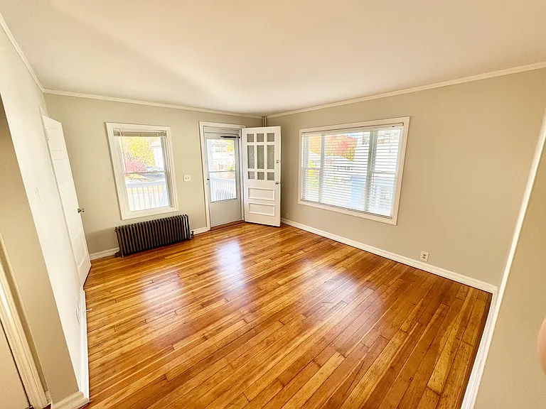 41 Putnam St #1 — Photo 10