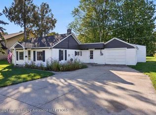 409 Giles St, Saint Johns, MI 48879