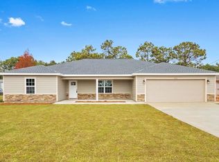 8648 El Paseo St, Navarre, FL 32566