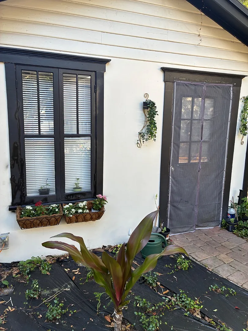 407 N Shine Ave - 407 N Shine — Photo 1
