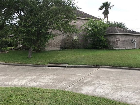 3rd image of 7026 Adbury Dr