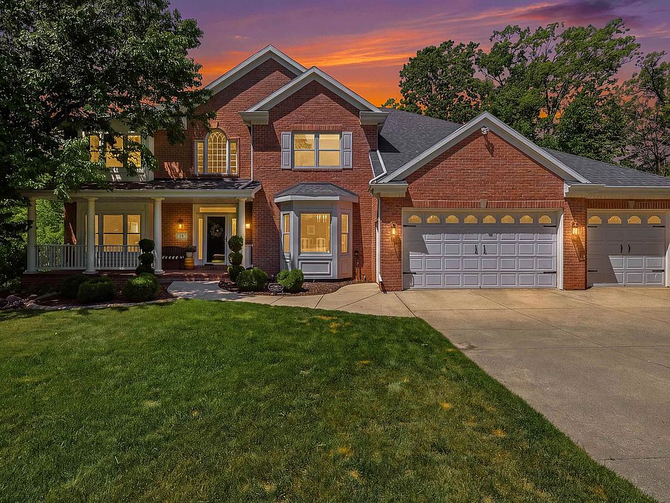1st image of 14 Oakridge Ct