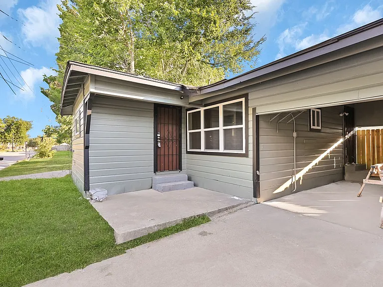601 Booker T Washington St — Photo 18