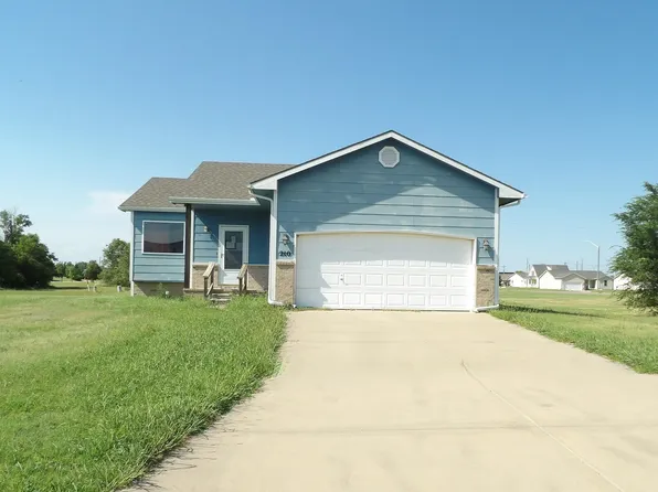 210 W Morton Ave, Greensburg, KS 67054