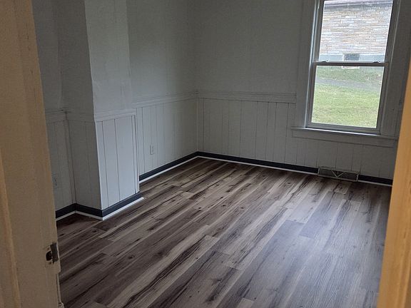 5th image of 2211 14th St