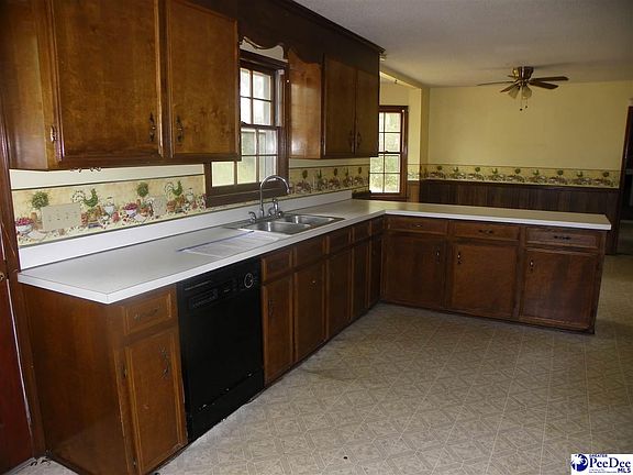 3rd image of 2301 Yancey Dr