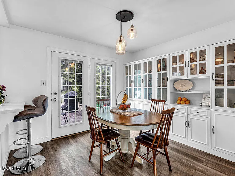 38 Devon Ct — Photo 7