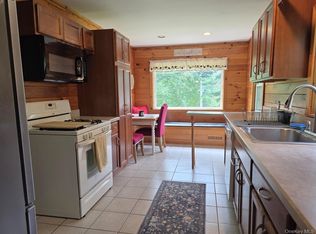 220 Mail Road, Barryville, NY 12719