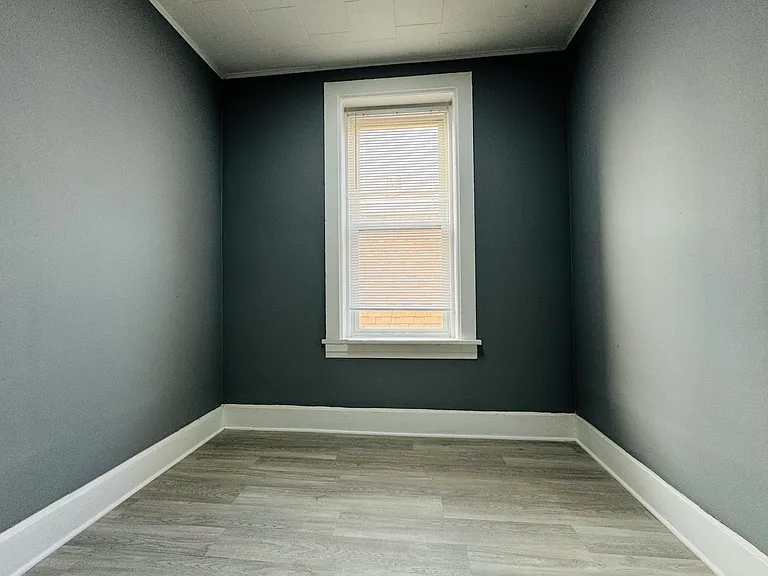 3247 S May St #2R — Photo 10