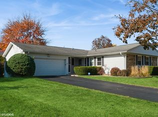 531 Springside Ln, Buffalo Grove, IL