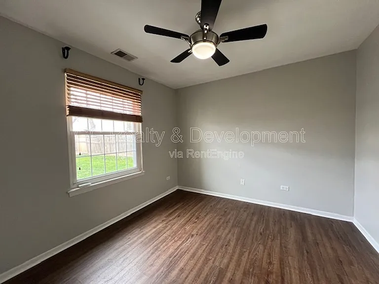 1251 Wyndham Dr #104 — Photo 13