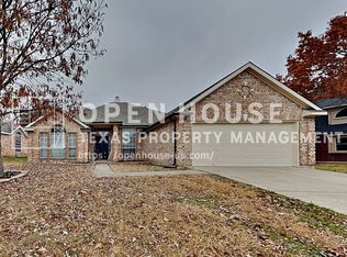 8206 Shoshoni Dr, Arlington, TX 76002