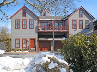 47 Indian Harbor Dr #7, Greenwich, CT 06830