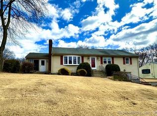 69 Woodhaven Dr, Berlin, CT 06037