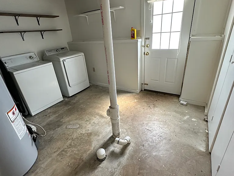 104 Wyatts Pond Ln — Photo 16