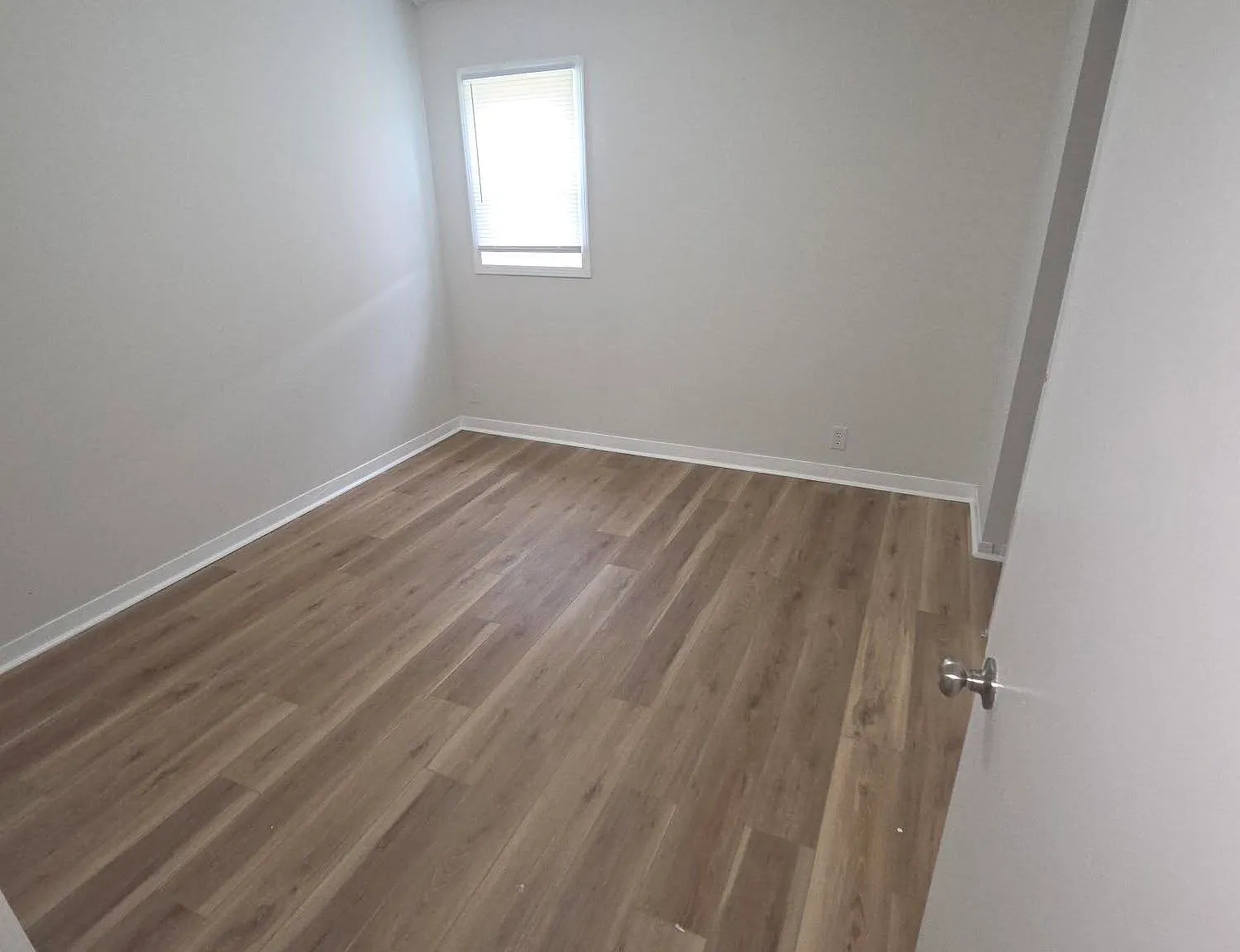2 bed, 900 sqft, $1,095 — Photo 4