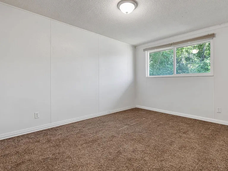 718 S Orchard Dr — Photo 16