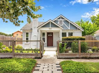 5001 Farmer St, Houston, TX 77020