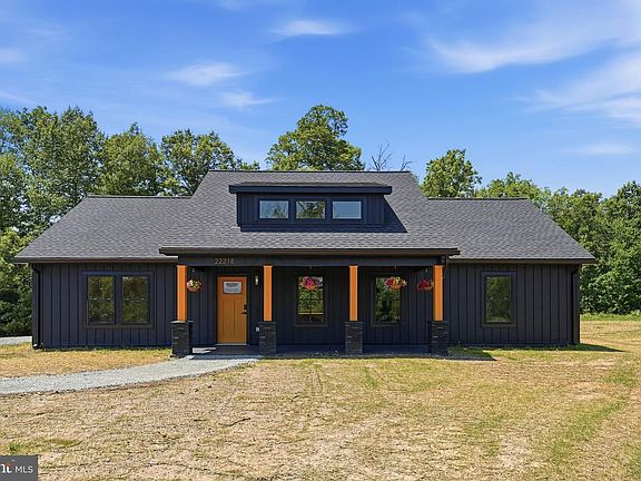 2nd image of 22218 Countryside Ln