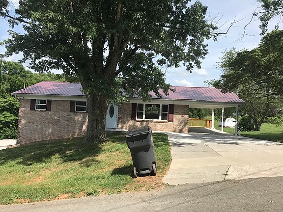 2nd image of 1846 Hinkle Dr