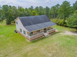 935 Twin Forks Rd #6, Pembroke, GA 31321