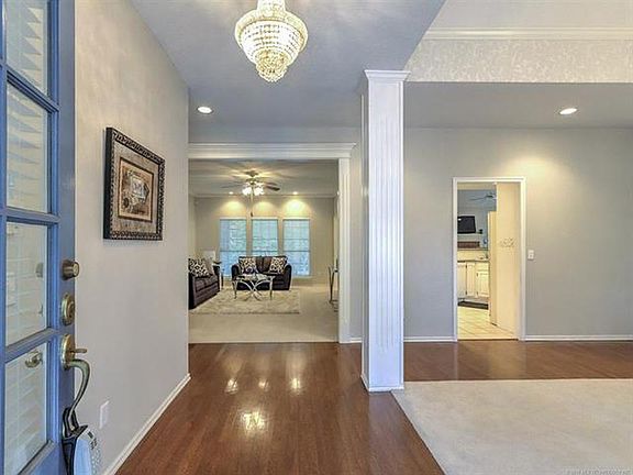 Entryway - View of formal living, formal dining to the right and view of kitchen