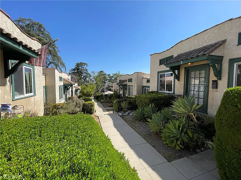 15 E Mira Monte Ave #5 — Photo 10