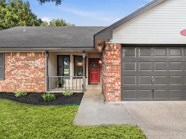 804 Virginia Blvd, Midlothian, TX 76065