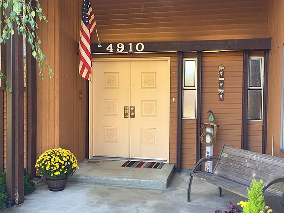4th image of 4910 129th St NE