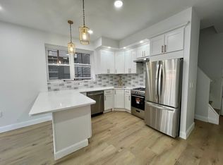 241 Senator St #1R, Brooklyn, NY 11220