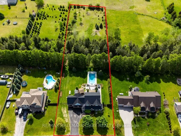 23 Somerville Cres, Mulmur, ON L9V 3J2