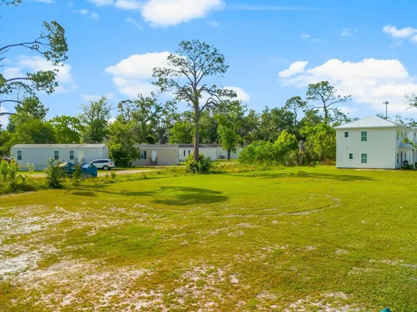 1930 Coach Scovel Way, Panama City, FL 32405