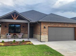 2039 Turtle Creek Way, Norman, OK 73071