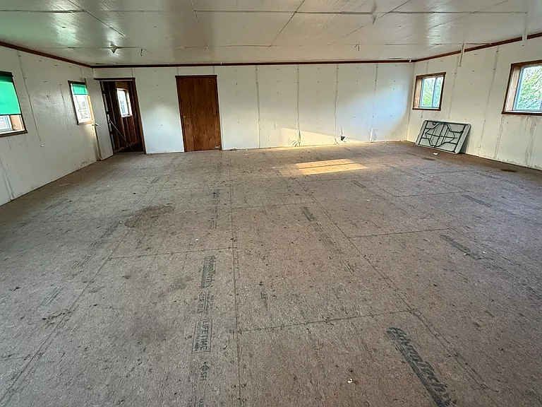 2820 Stumptown Rd — Photo 3