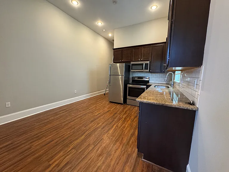 2639 Dumaine St — Photo 4