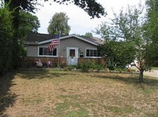 24908 Antler Dr, North Olmsted, OH 44070