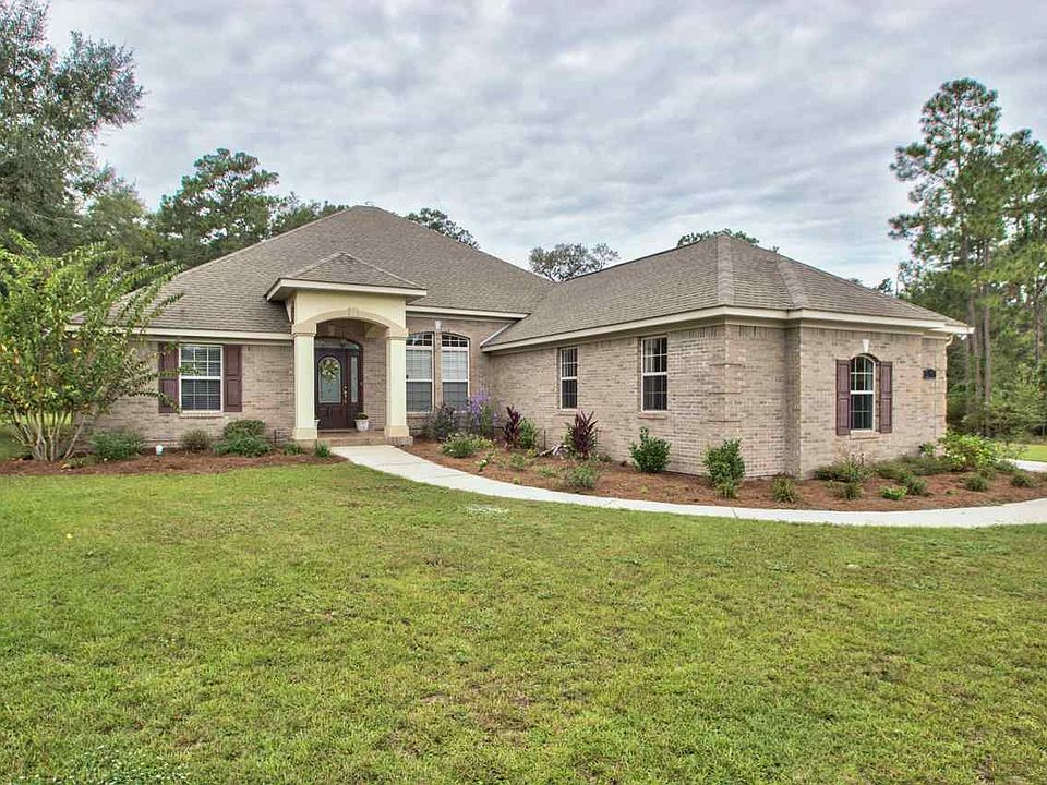 1st image of 14 Blackberry Ln