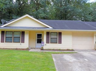 154 Wrenwood Ln, Carrollton, GA 30117