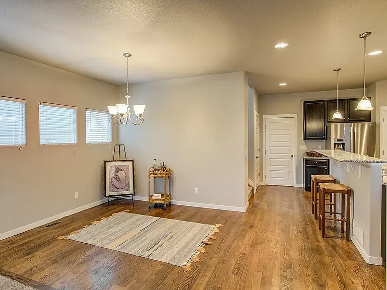2335 Falkirk Dr — Photo 6