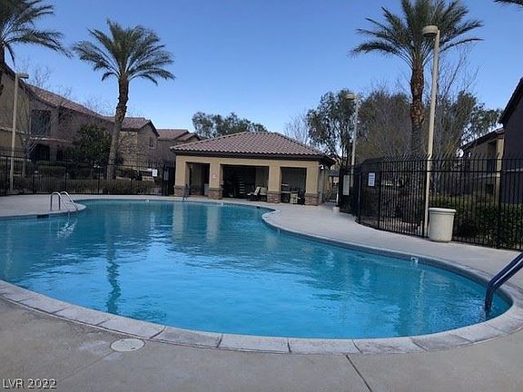 5th image of 6868 Sky Pointe Dr Unit 1082