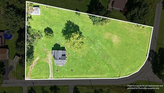 4th image of 2343 Downing Ln
