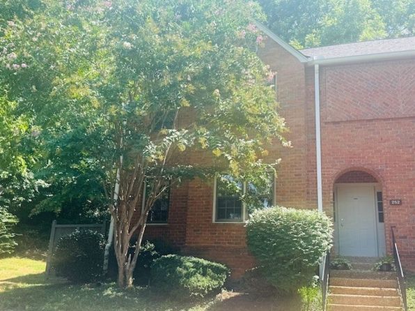 252 Westchase Dr