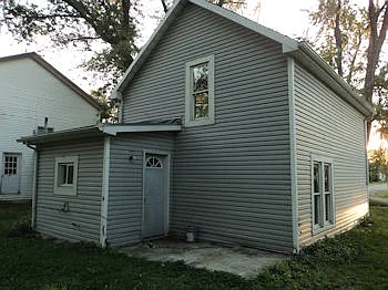 432 N Grand Ave — Photo 2
