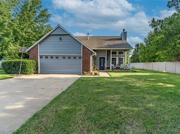 17524 W 1st St S, Sand Springs, OK 74063