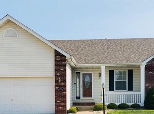 7012 Stallion Dr, Edwardsville, IL 62025