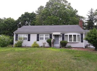247 Richmond Dr, Warwick, RI 02888