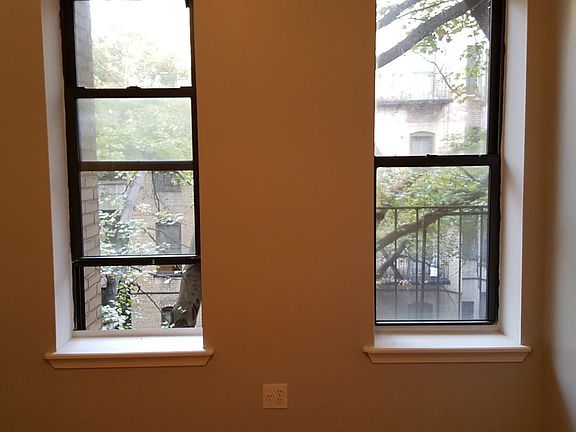 4th image of 969 Carroll St APT B14