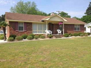 138 Wire Rd, Darlington, SC 29532