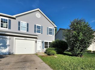 1681 Cameron Dr, Hampshire, IL 60140